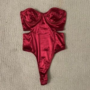 Urban size S red shiny bodysuit